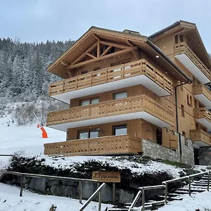 mribel-centre-la-chaudanne-chalet-pervire-3-bedrooms.hotels-rhonealpes.com/